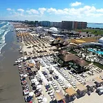 Blue Summer Dreams Mamaia