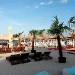 Blue Summer Dreams Apartment *