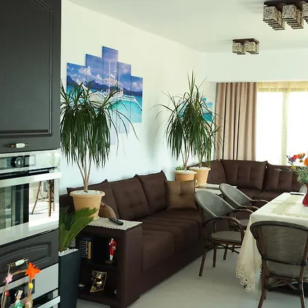 Apartment Blue Summer Dreams Mamaia