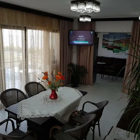 Blue Summer Dreams Apartment Mamaia
