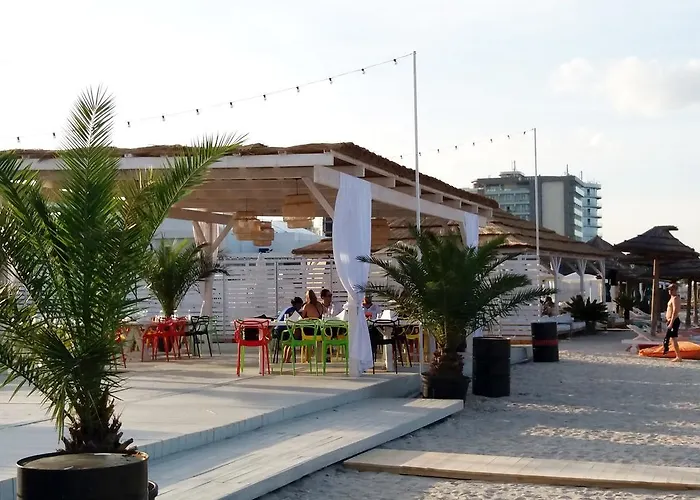 Blue Summer Dreams Mamaia